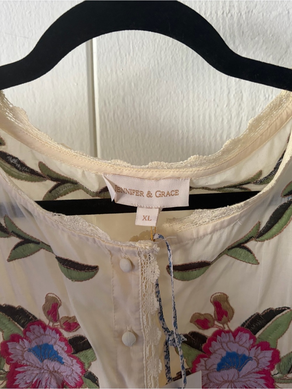 Embroidered Cream Peasant Blouse - Floral Detail - Picture 2 of 12